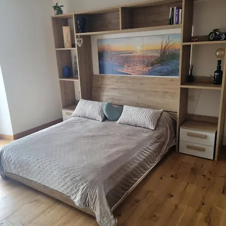 Lostelada Sul Di Colico