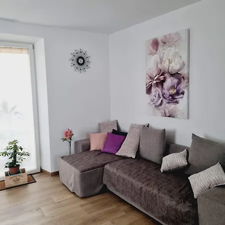 Lostelada Sul Di * Colico